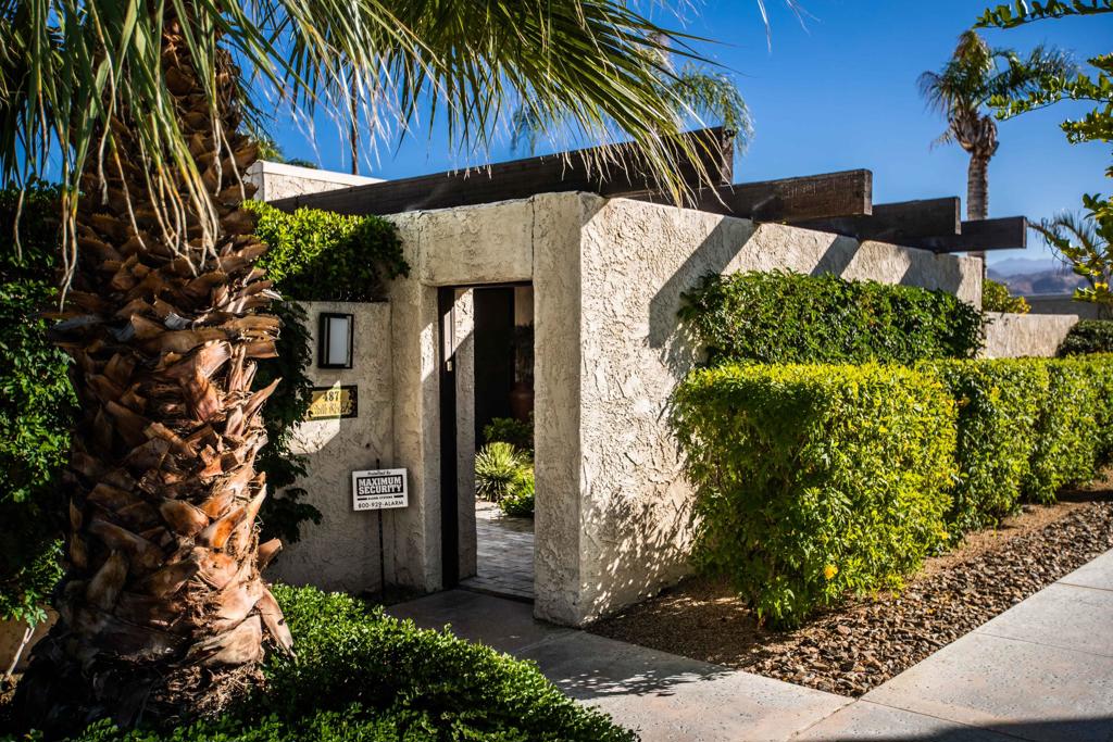 487 N Calle Rolph