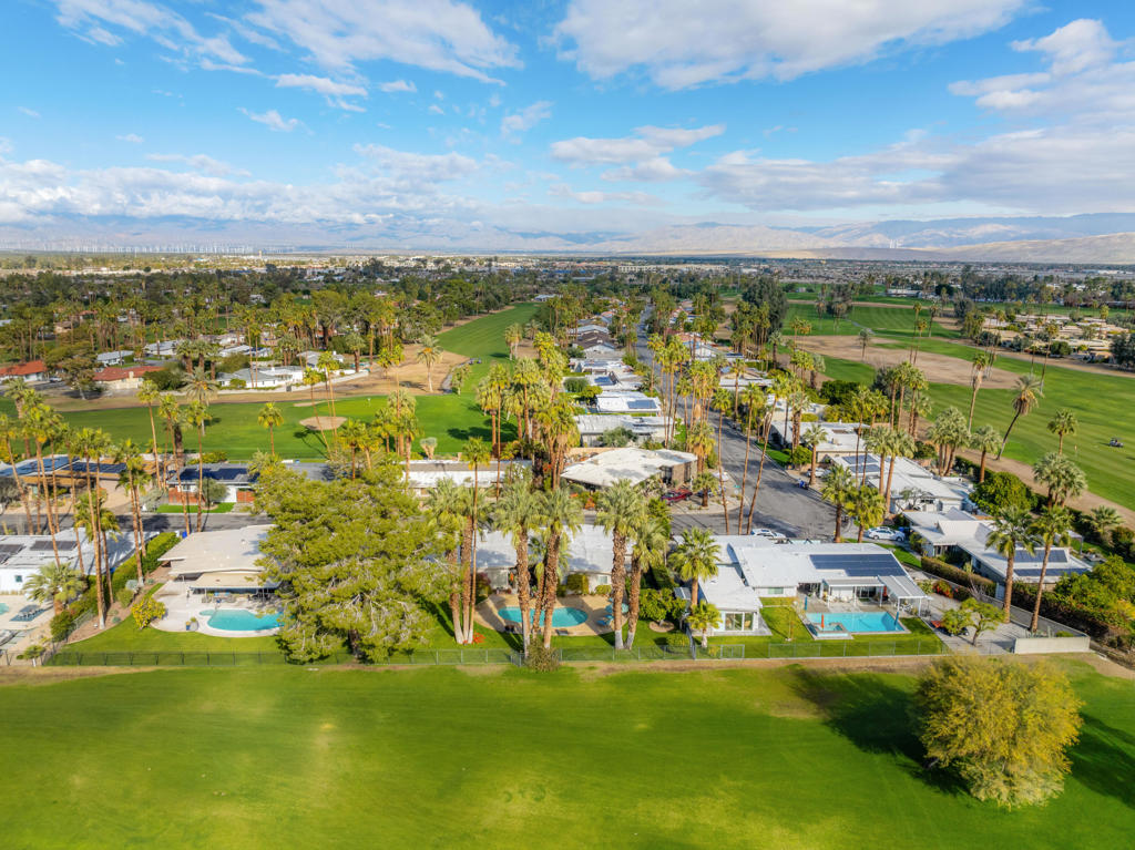 5369 E Lakeside Drive