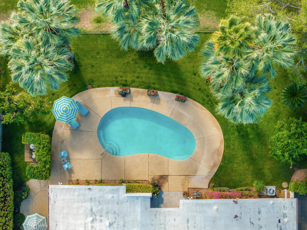 5369 E Lakeside Drive