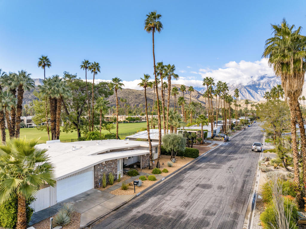 5369 E Lakeside Drive