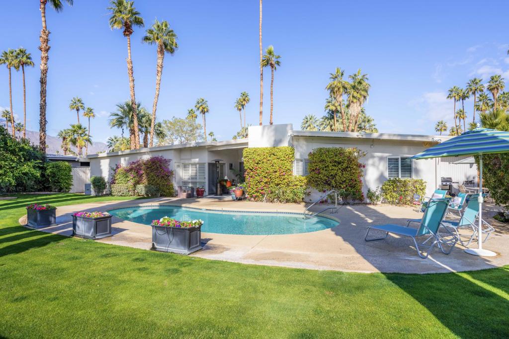 5369 E Lakeside Drive