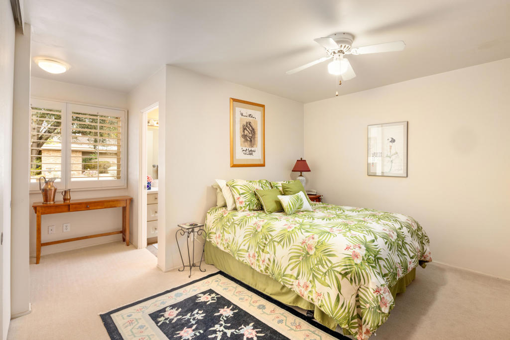 5369 E Lakeside Drive