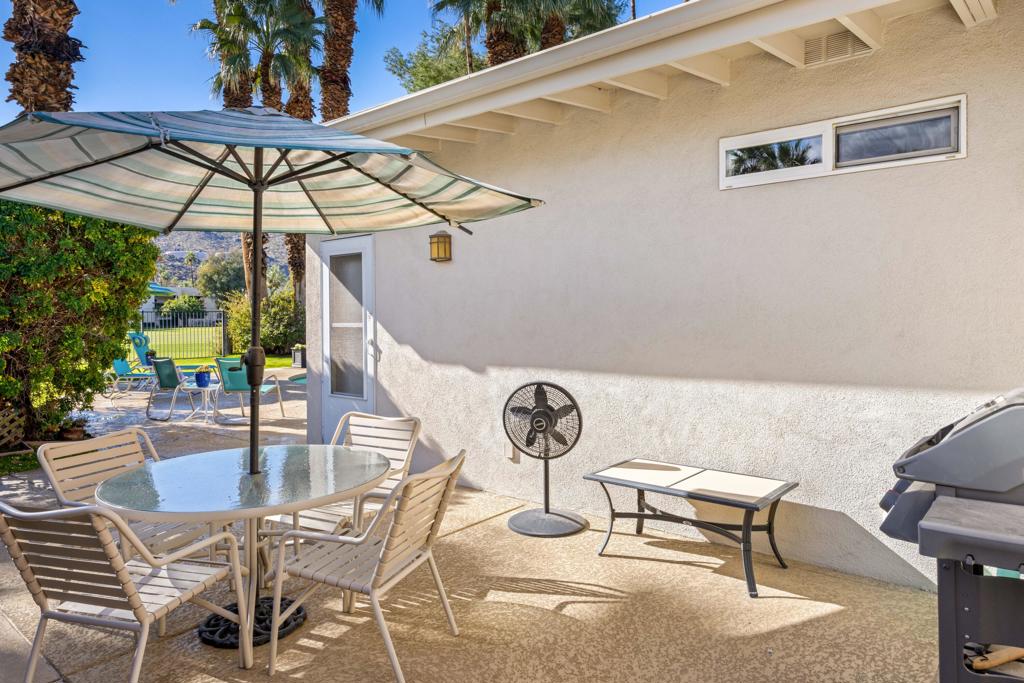 5369 E Lakeside Drive