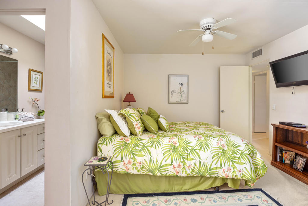 5369 E Lakeside Drive