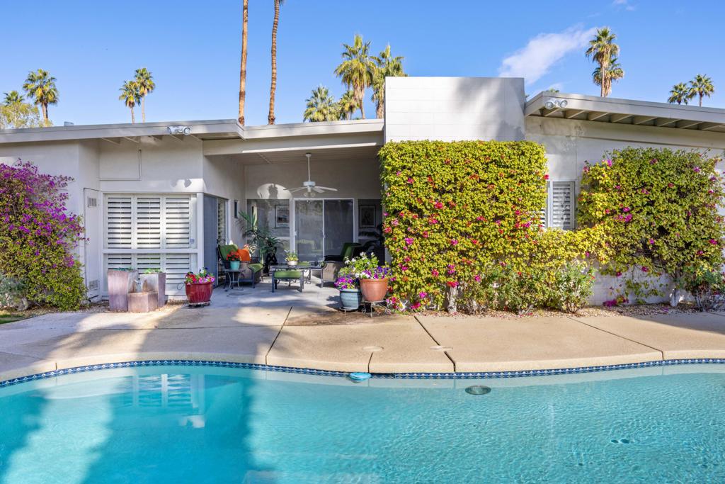 5369 E Lakeside Drive