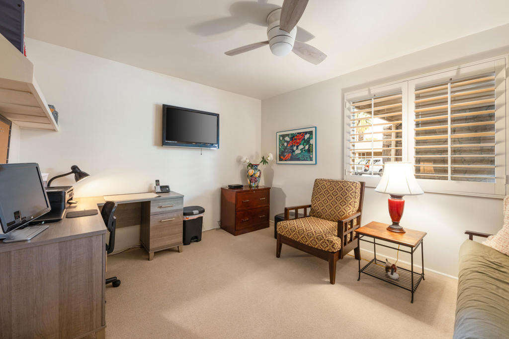 5369 E Lakeside Drive