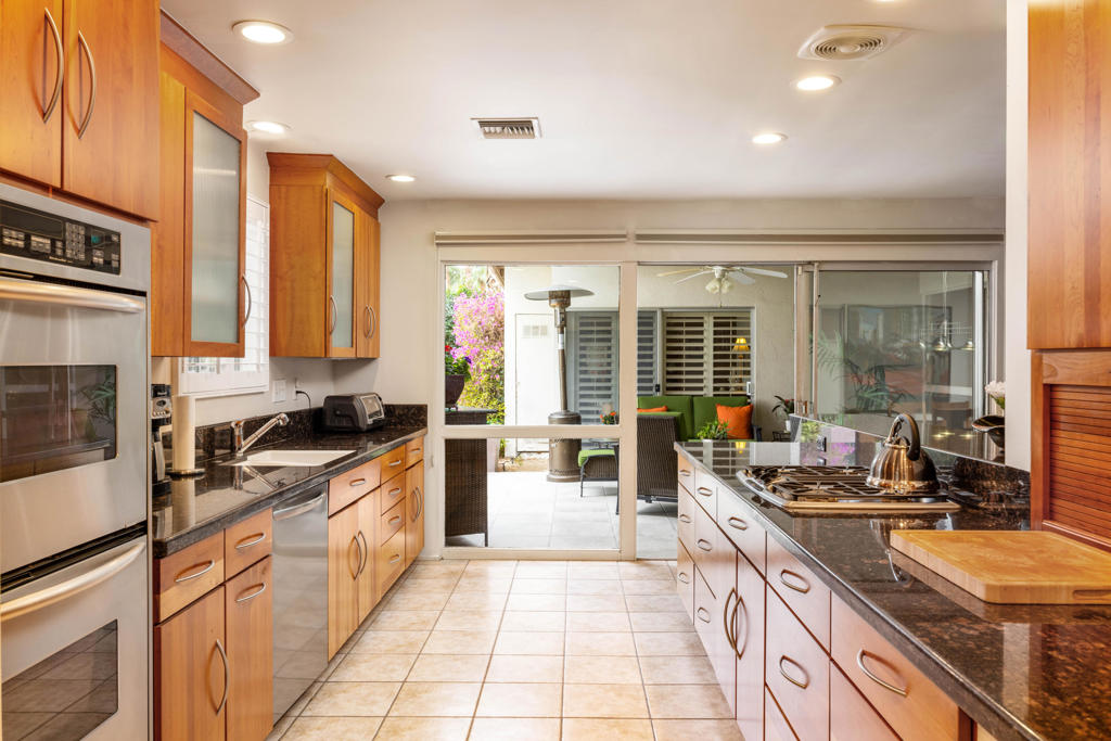 5369 E Lakeside Drive