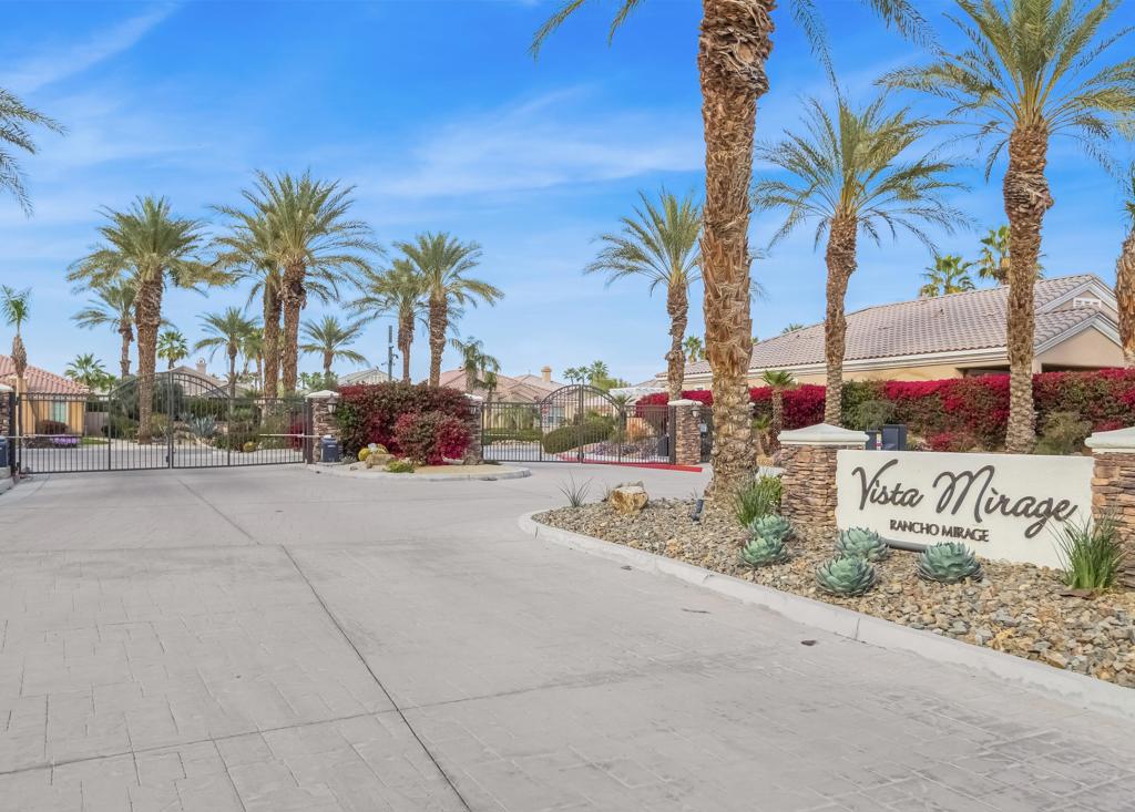 57 Vista Mirage Way