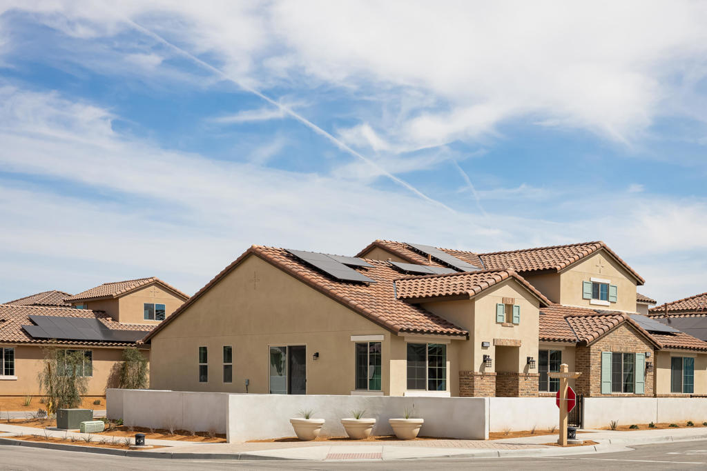 80327 Whisper Rock Way