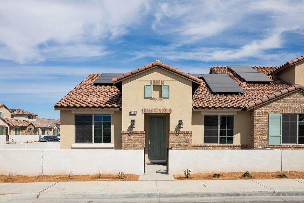 80327 Whisper Rock Way