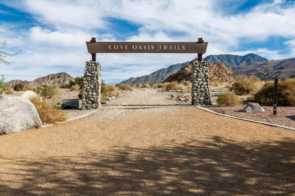 54885 Avenida Alvarado