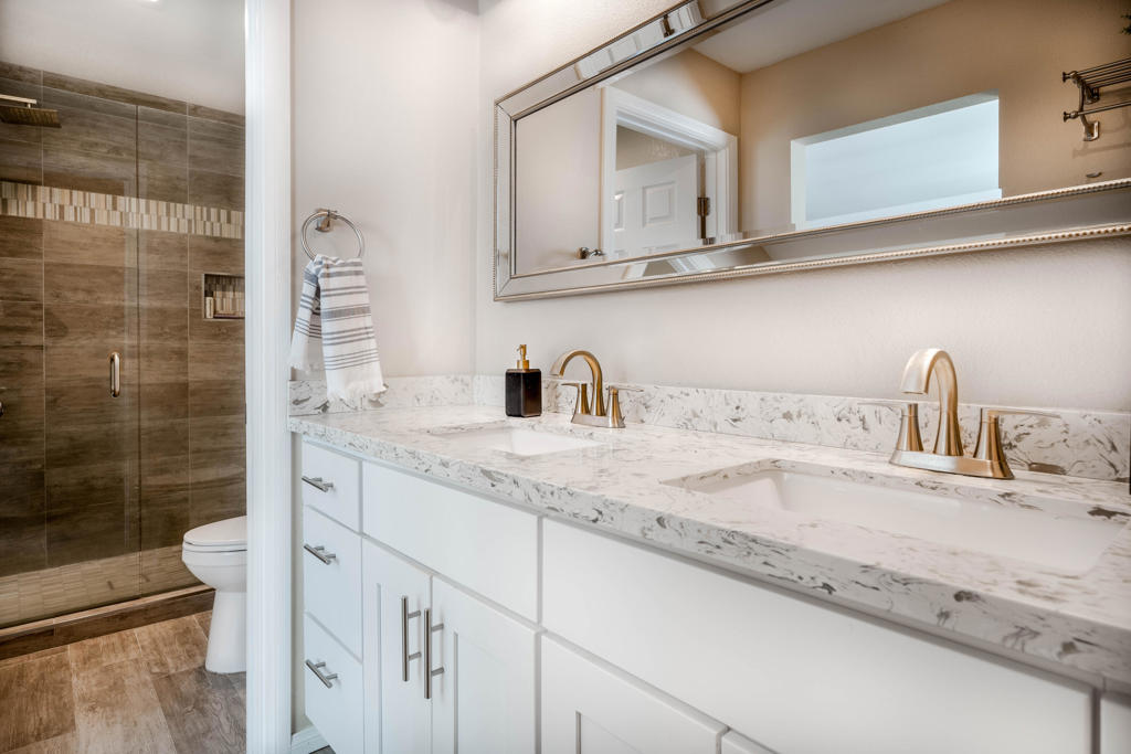 54885 Avenida Alvarado