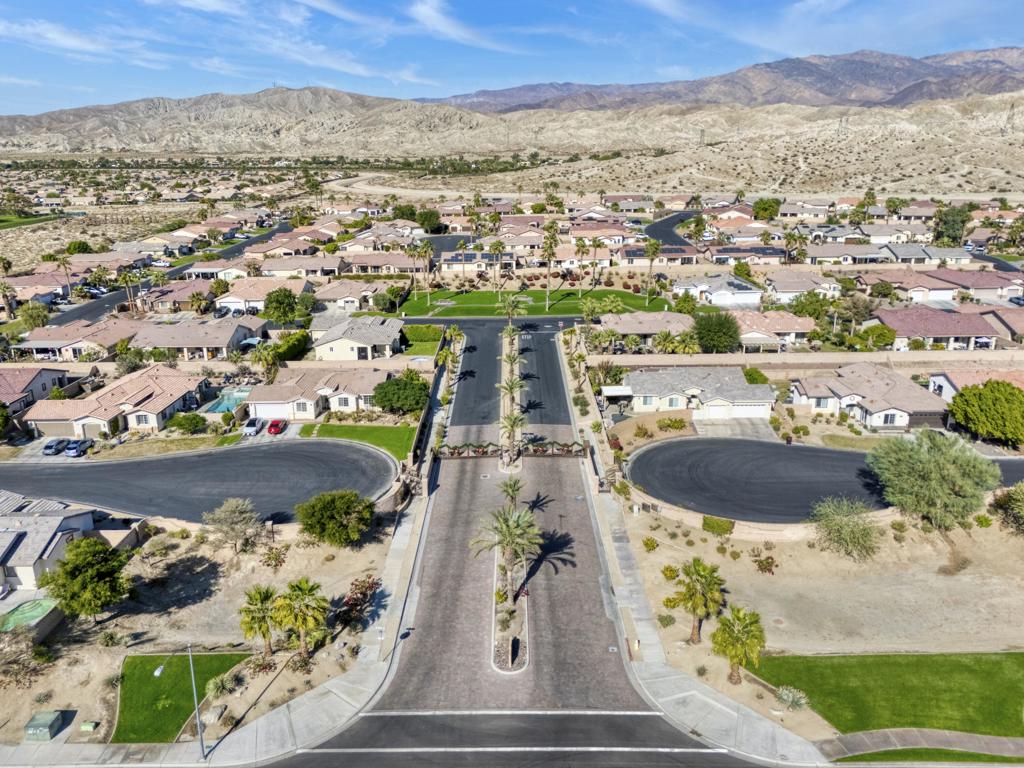 83530 Fenton Ct Court