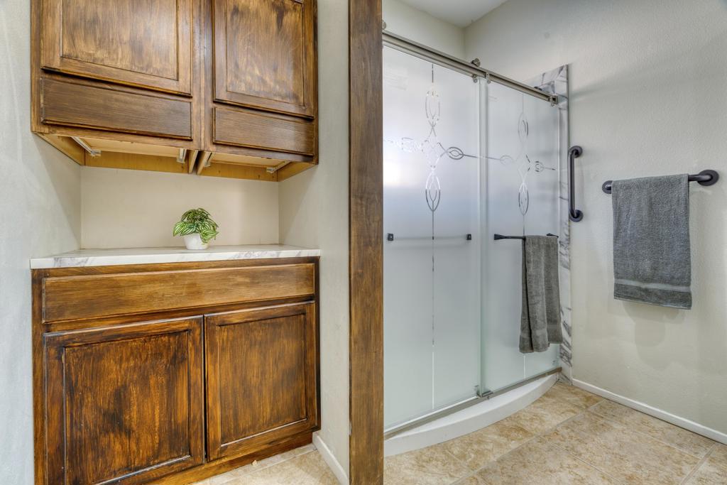 83530 Fenton Ct Court