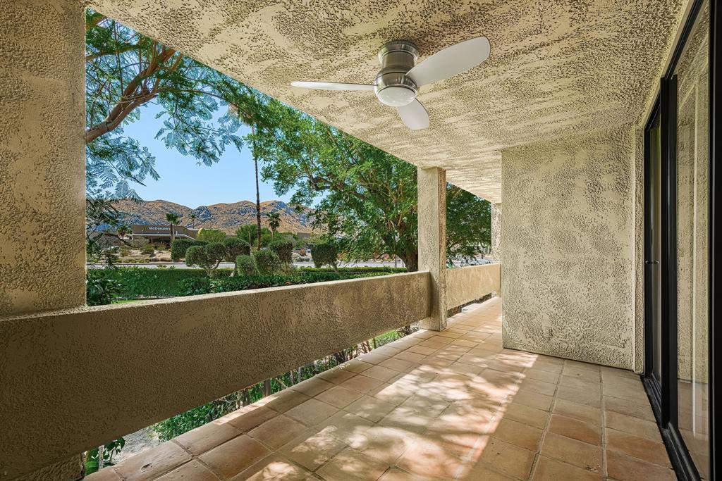 1660 S La Reina Way 1b