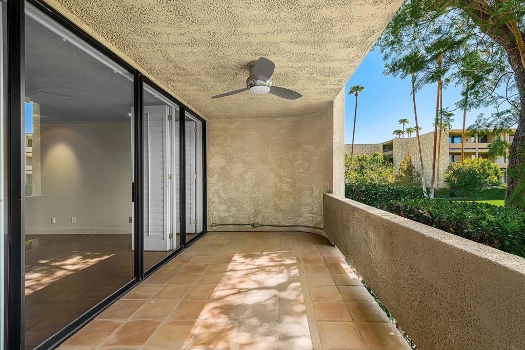 1660 S La Reina Way 1b