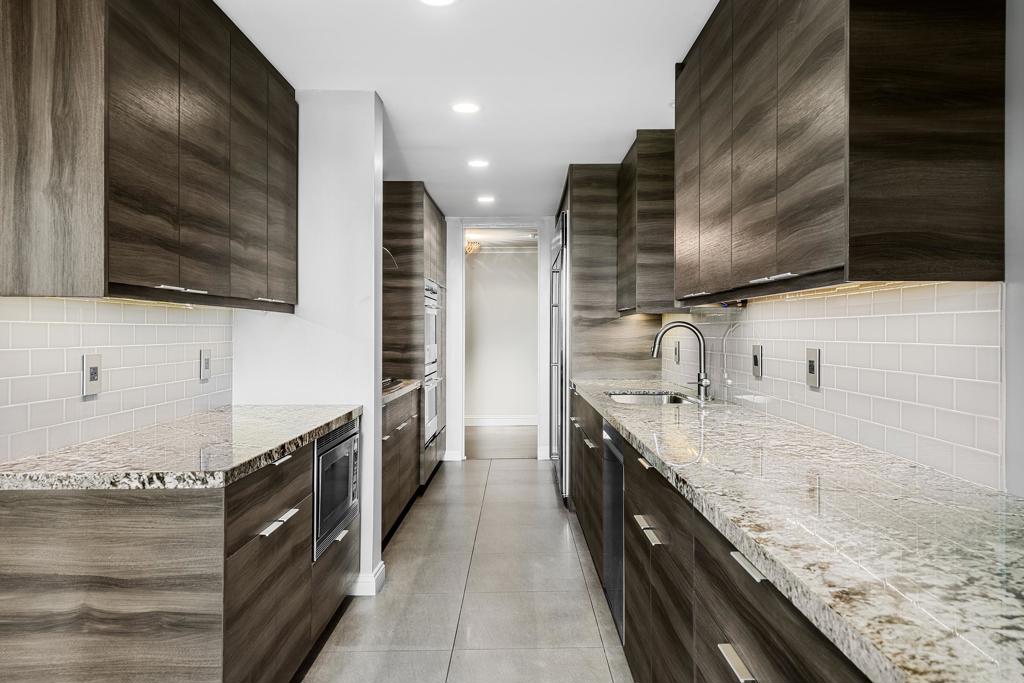 1660 S La Reina Way 1b