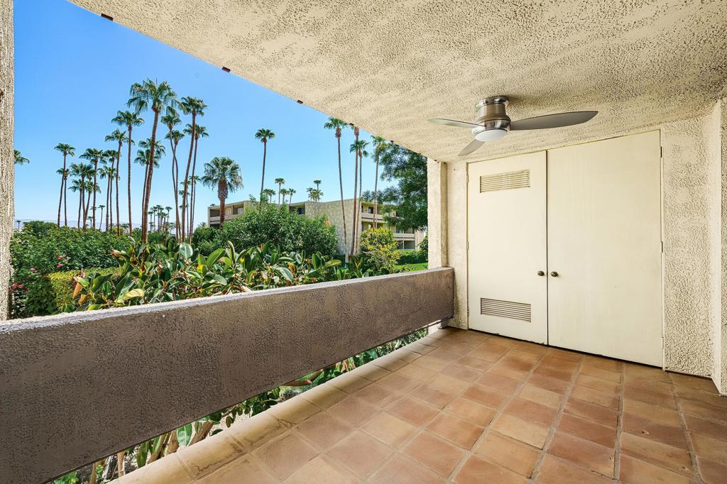 1660 S La Reina Way 1b
