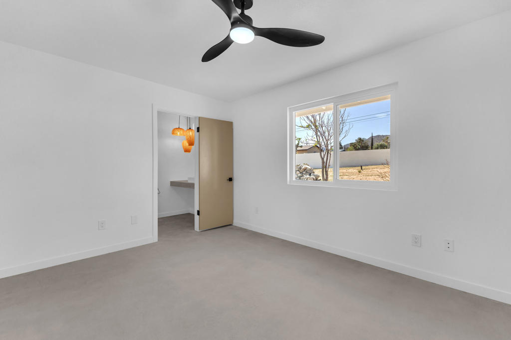 60711 Natoma Trail