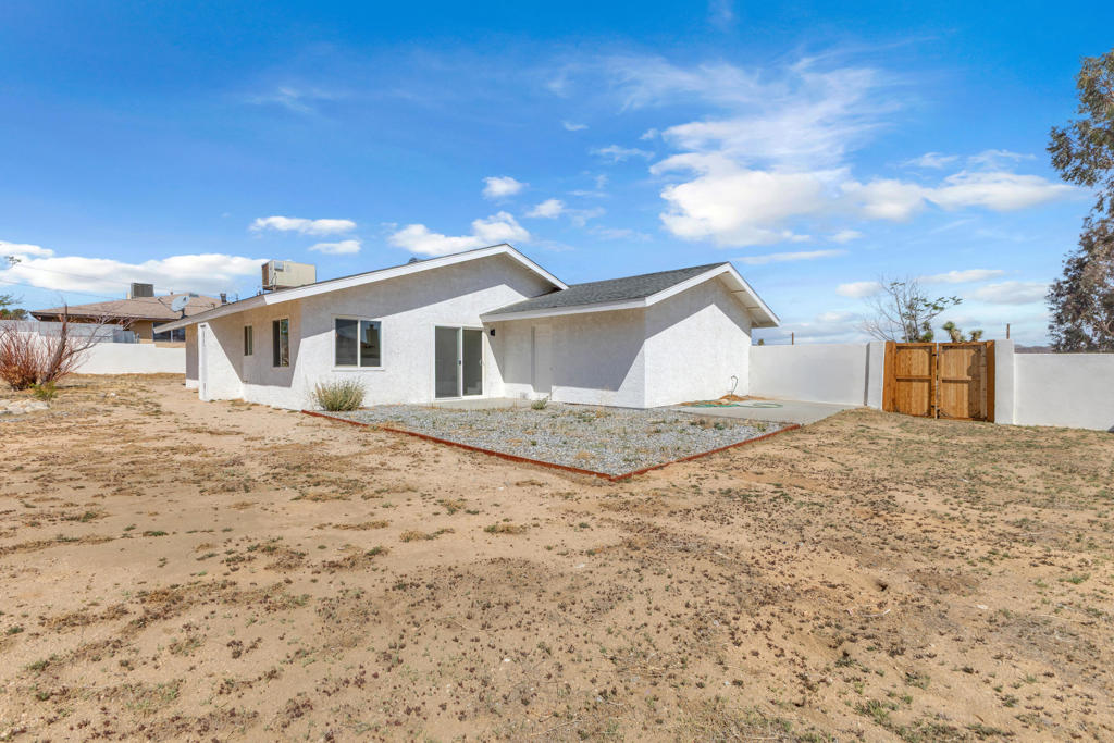60711 Natoma Trail
