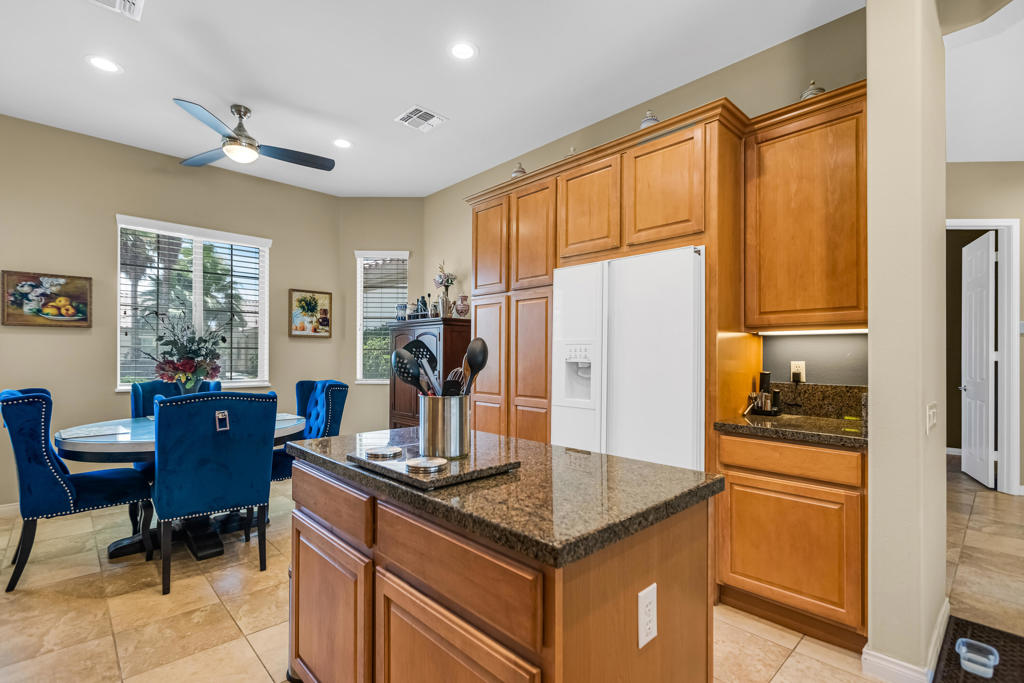 40259 Calle Cancun