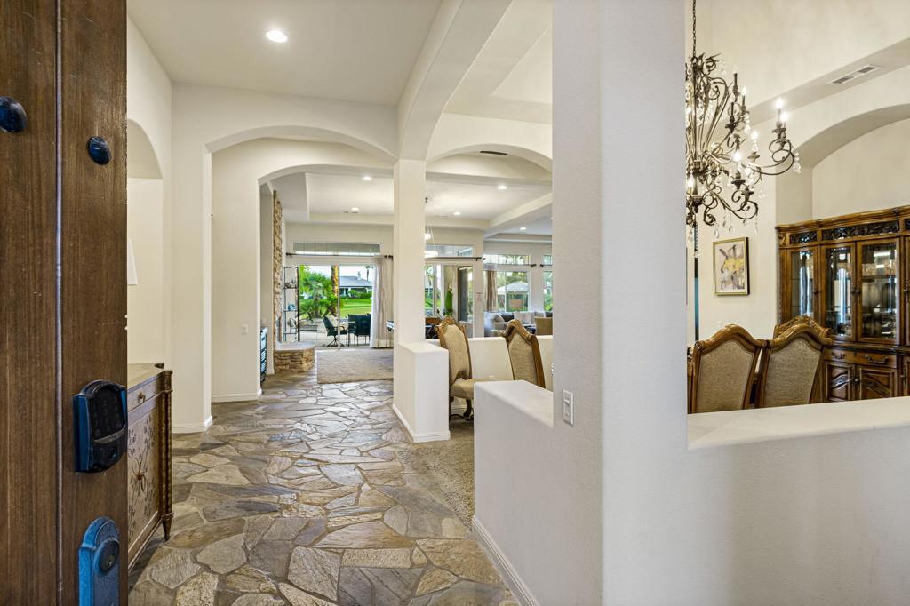 81390 Golf View Drive