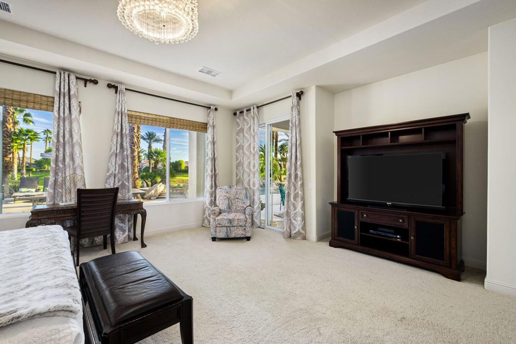 81390 Golf View Drive