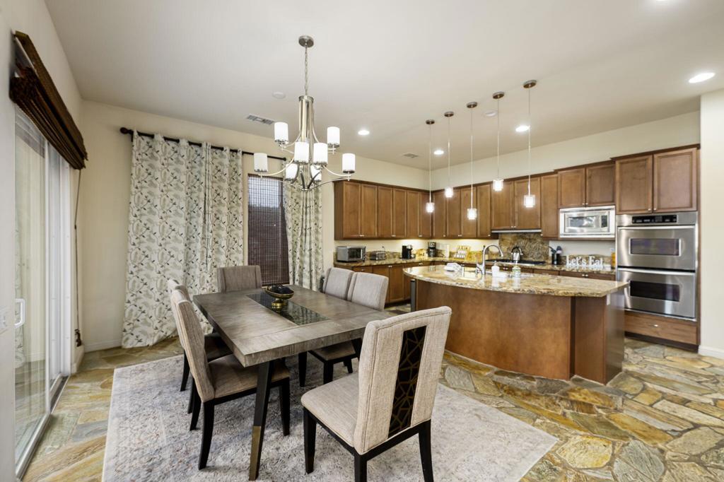 81390 Golf View Drive