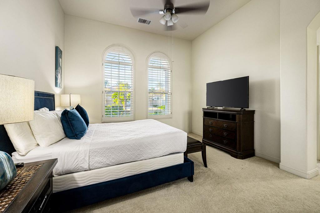 81390 Golf View Drive