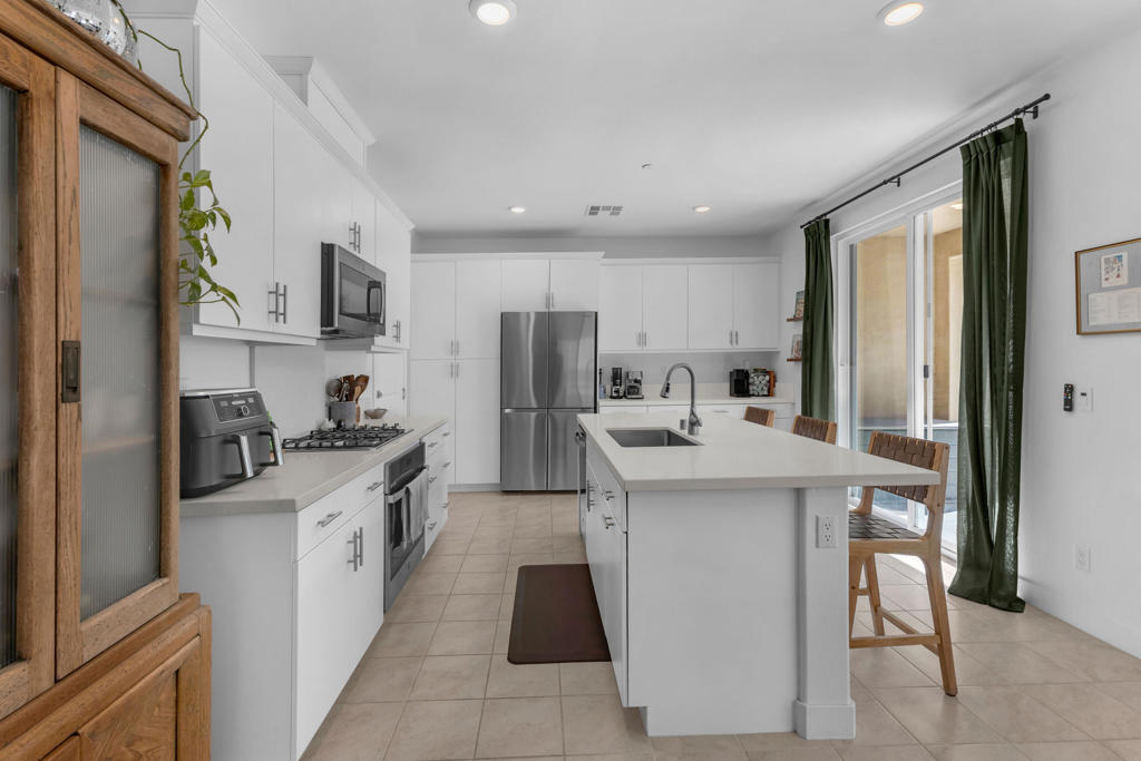 76303 Cambridge Drive