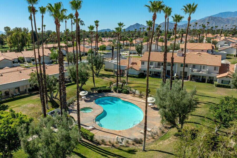 191 Desert Falls Drive E