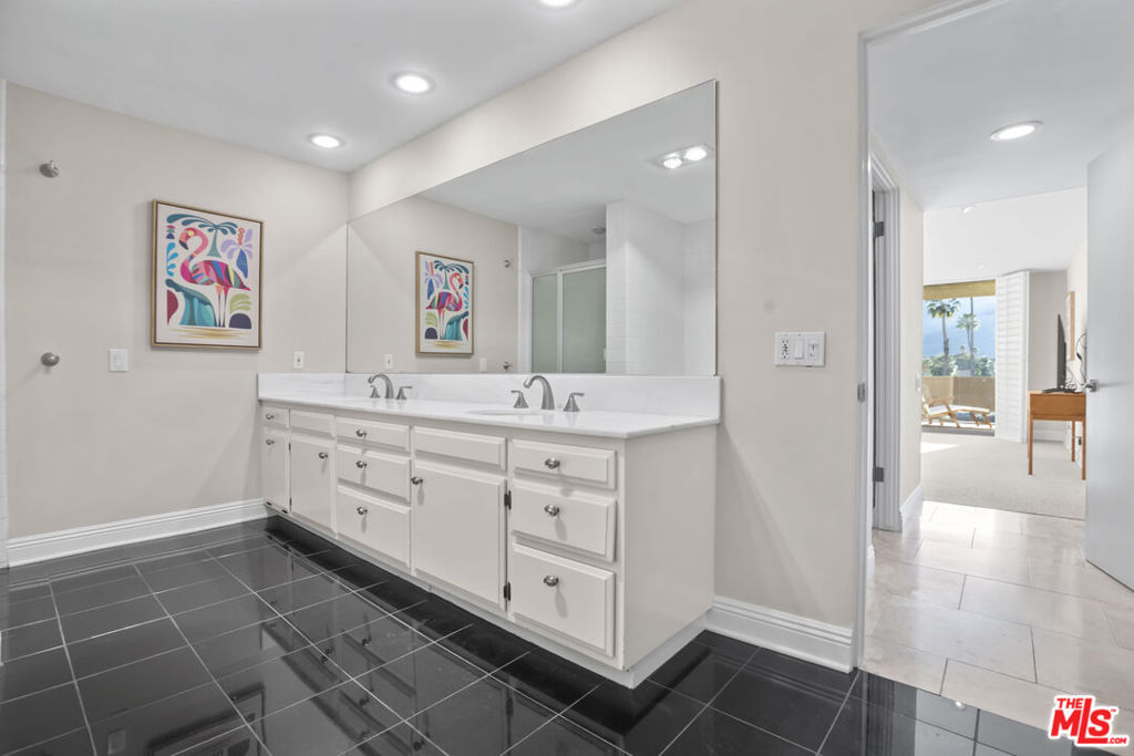 1630 S La Reina Way 3A