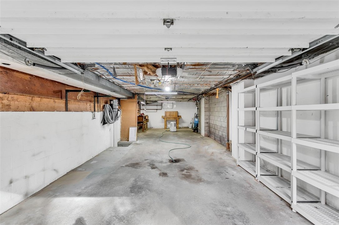 128 Crescent Hill Dr