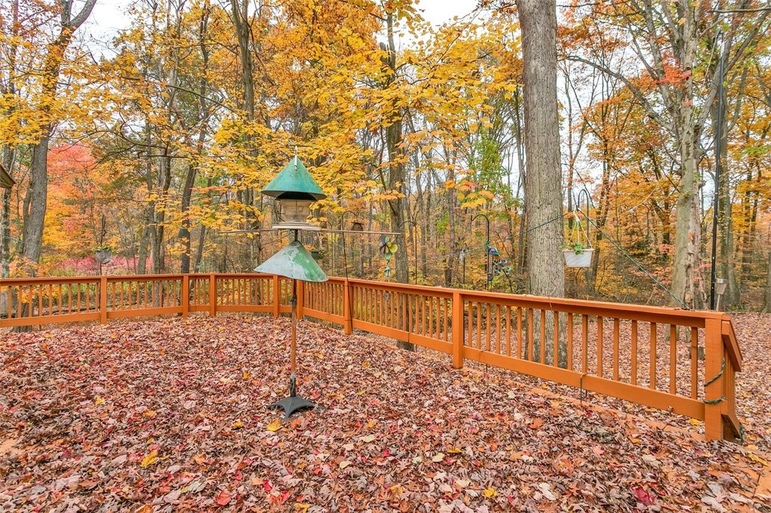 128 Crescent Hill Dr