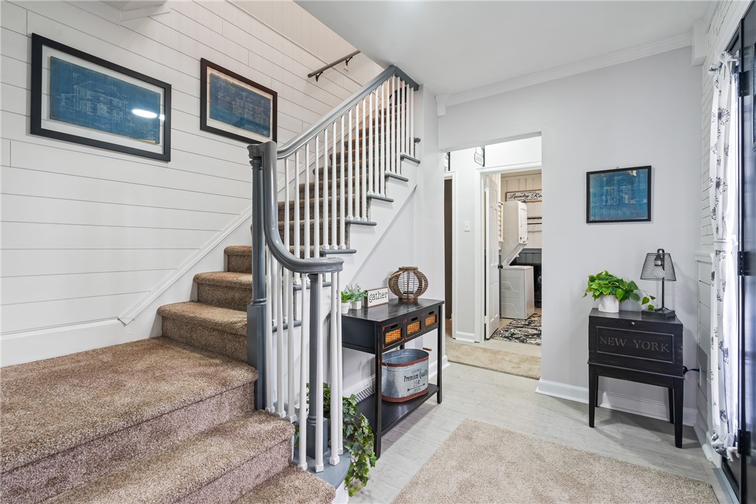 22 Frankford Ln