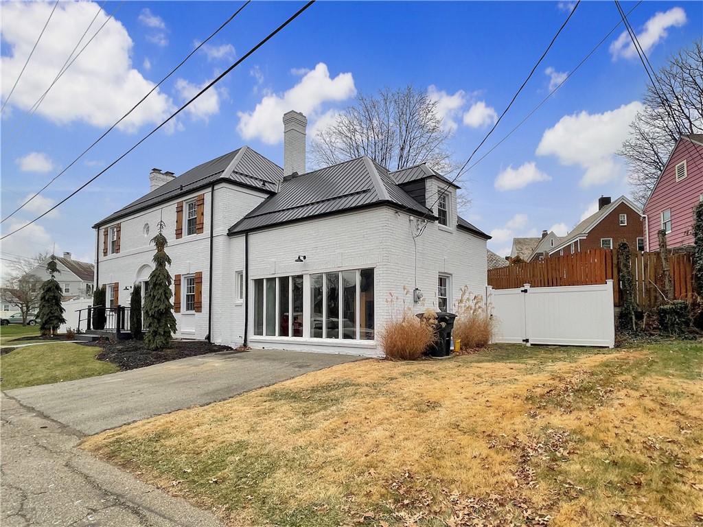 22 Frankford Ln