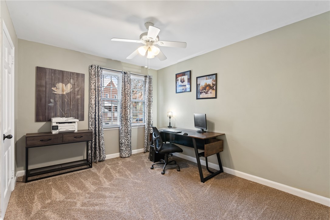 22 Frankford Ln