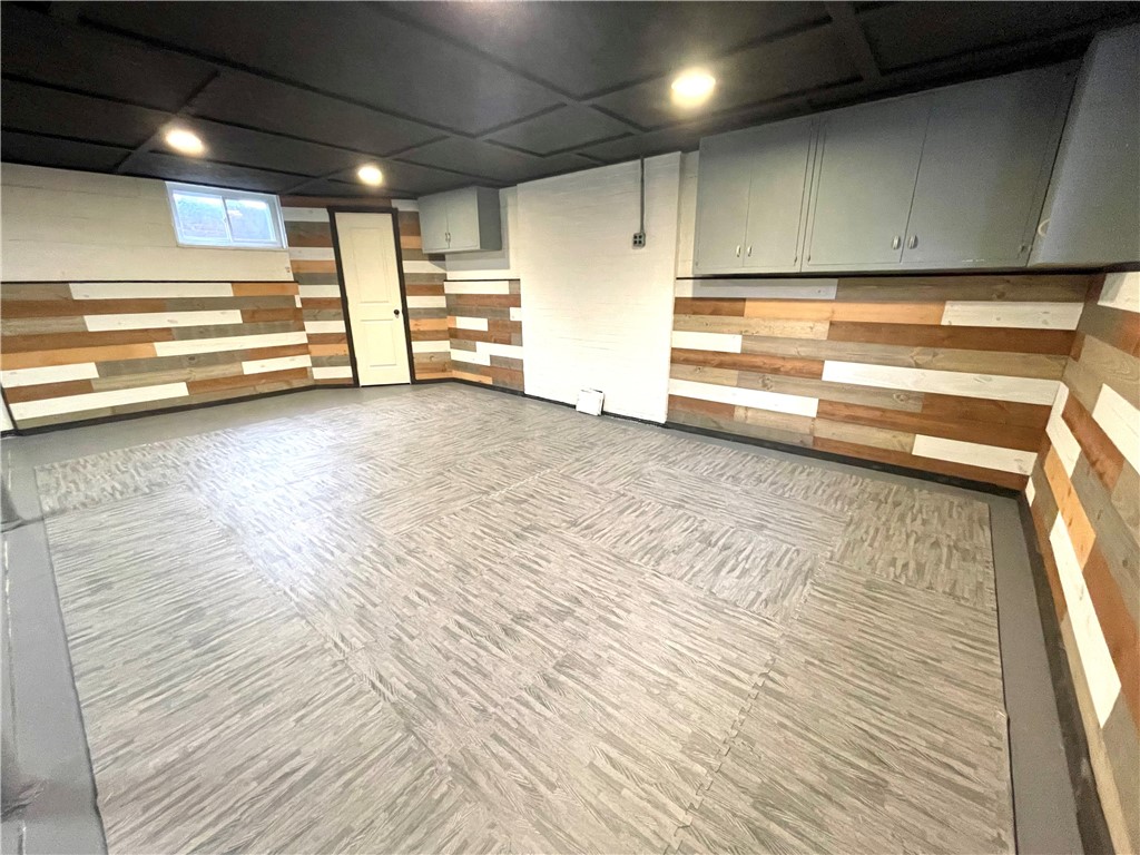 22 Frankford Ln