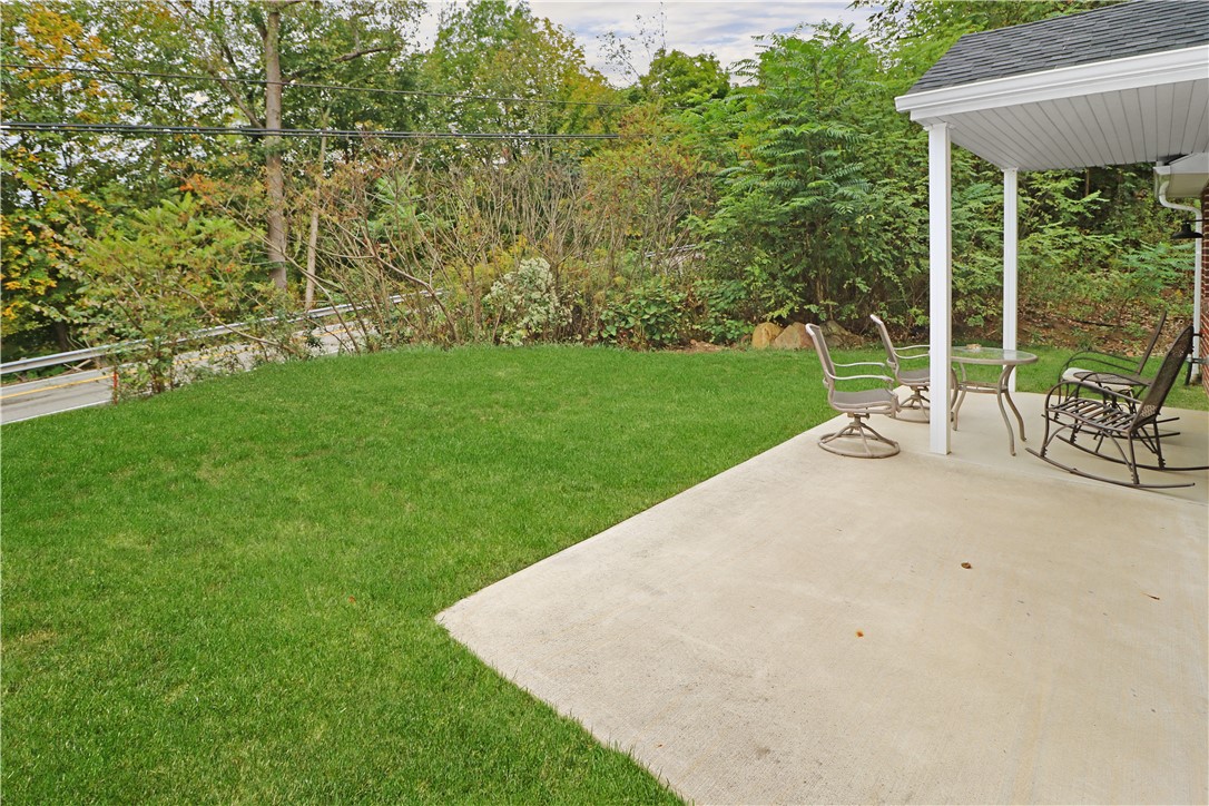 106 Aiden Ln
