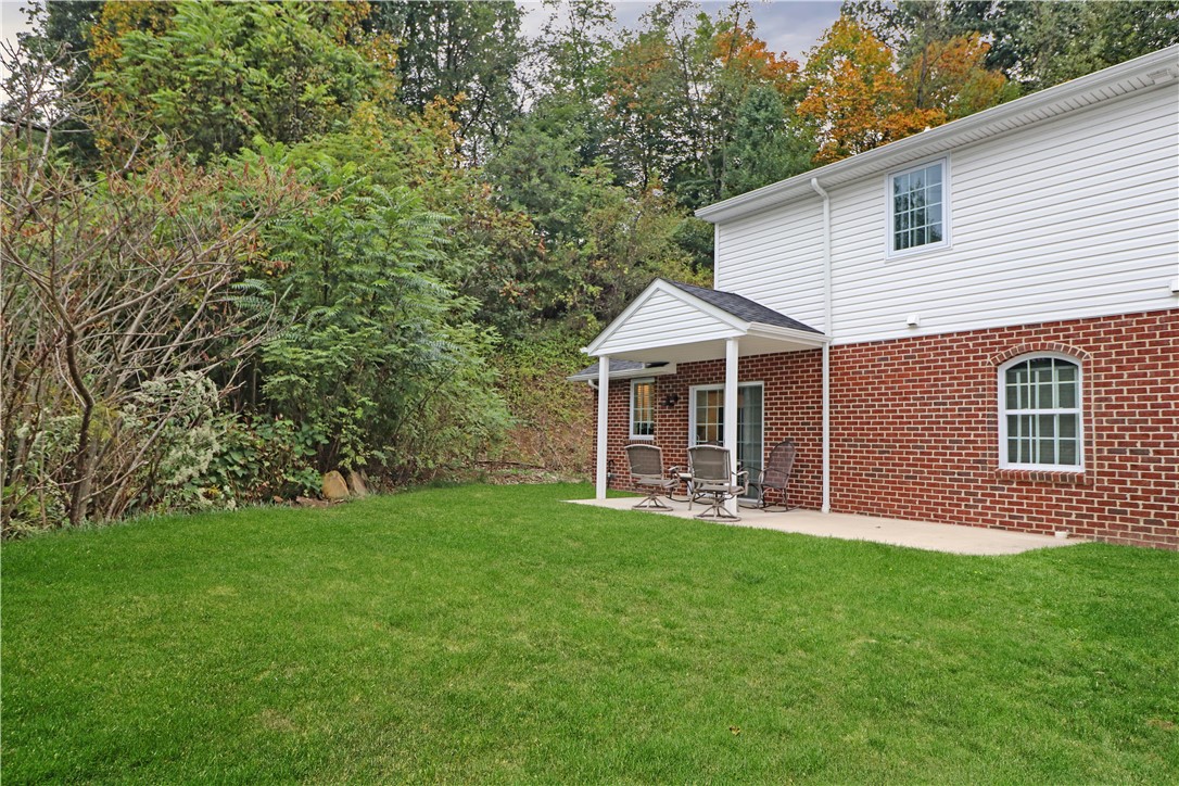 106 Aiden Ln