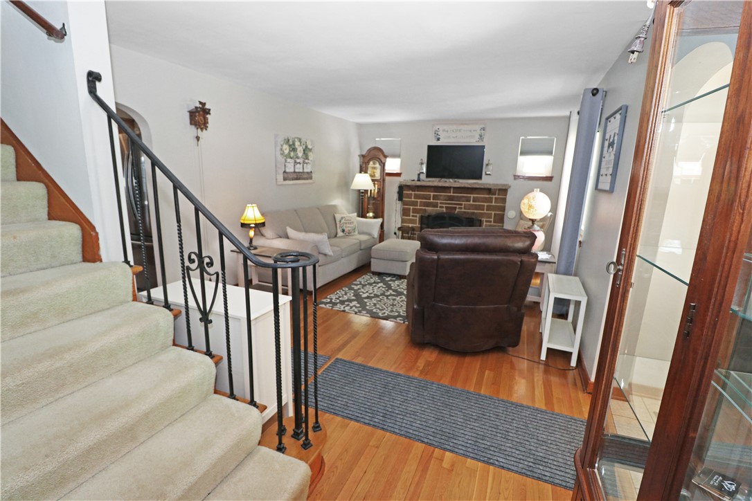 503 W 10th Ave