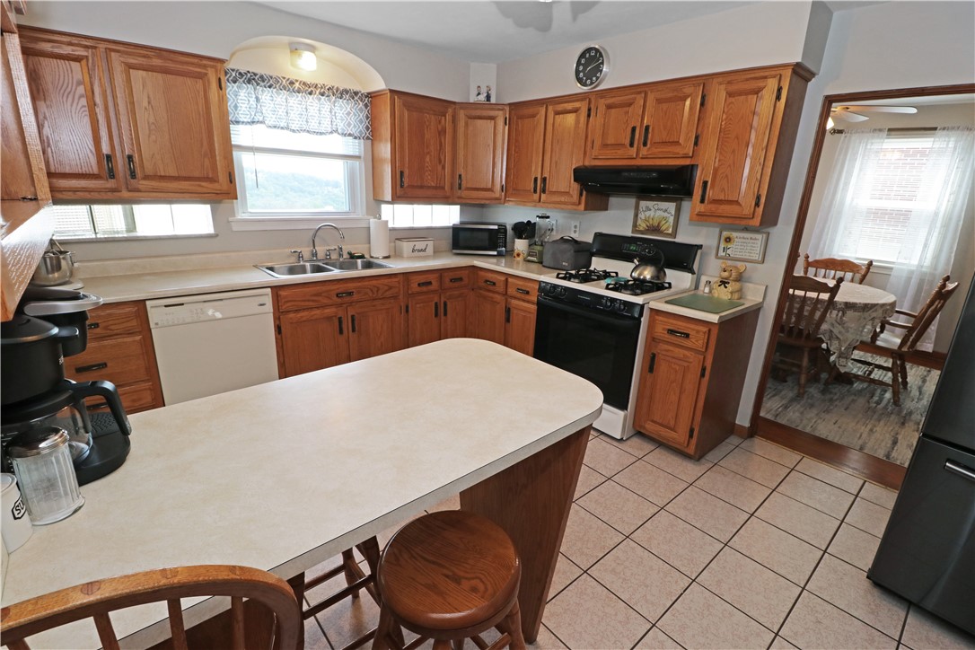 503 W 10th Ave