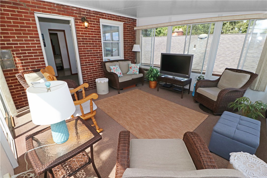 503 W 10th Ave