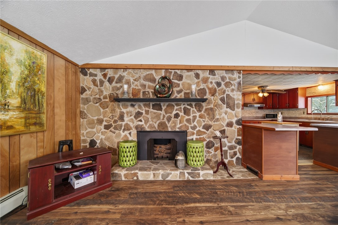 24689 Westview Dr
