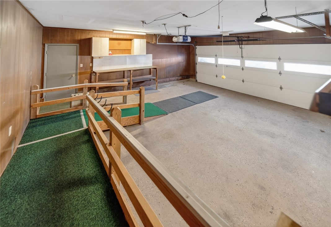 1183 Country Club Rd