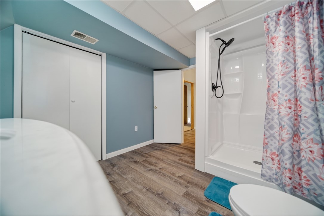 1183 Country Club Rd