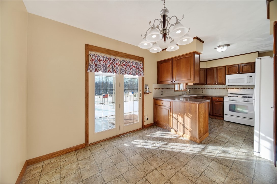 1183 Country Club Rd