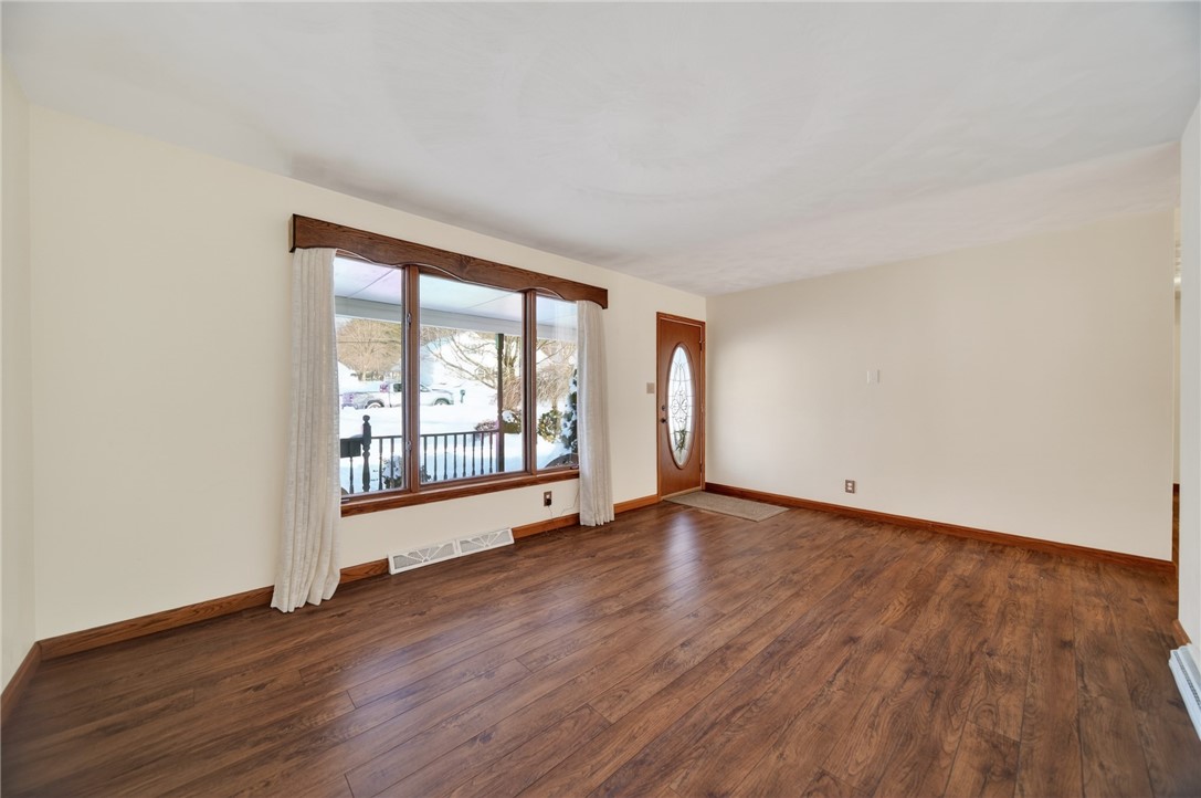 1183 Country Club Rd