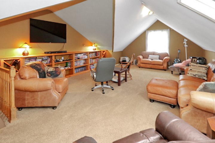 2776 Valleyview Drive