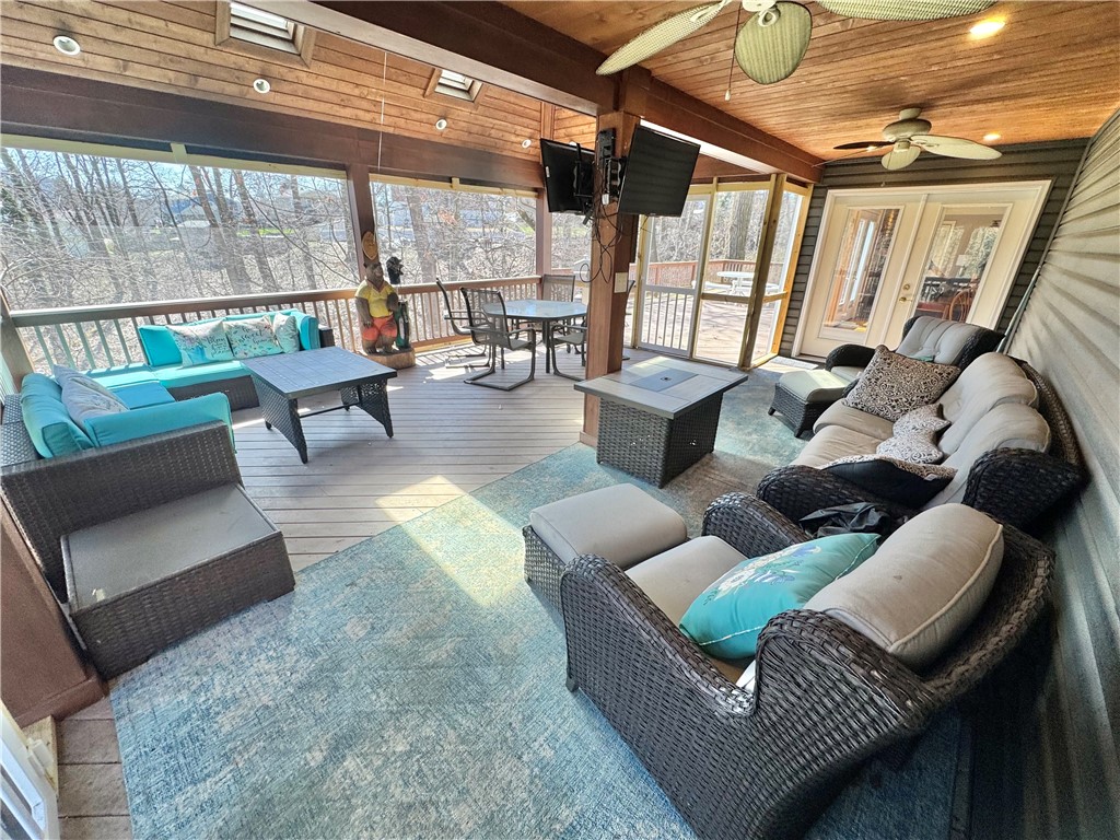 2776 Valleyview Drive